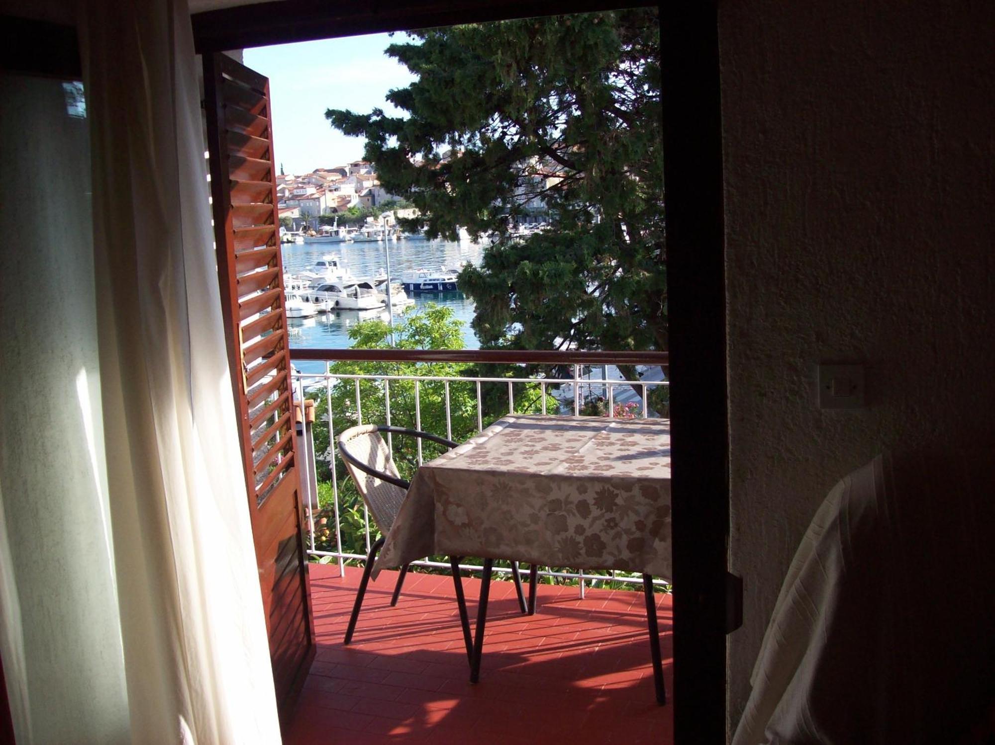 Apartments Rozic ラブ 部屋 写真