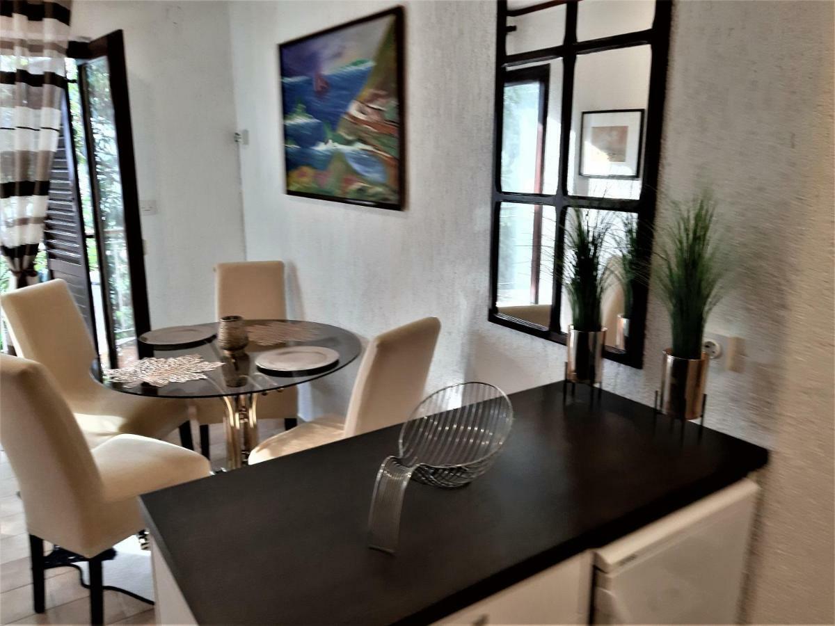 Apartments Rozic ラブ エクステリア 写真